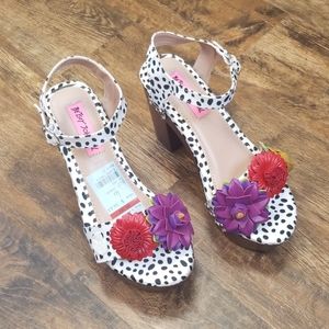 betsey johnson rosee flower wood clog sandals